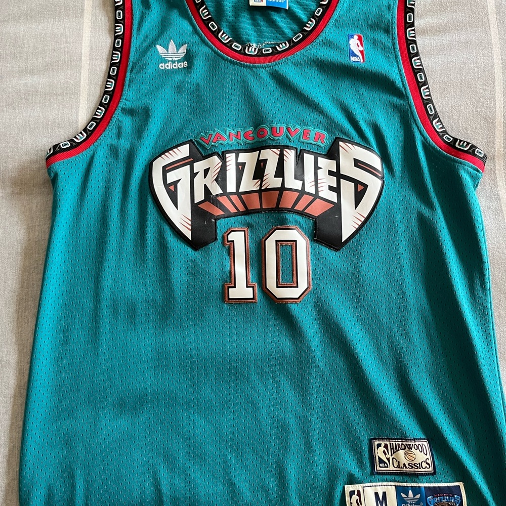 Authentic Adidas throwback HWC Memphis Grizzlies Mike Bibby jersey